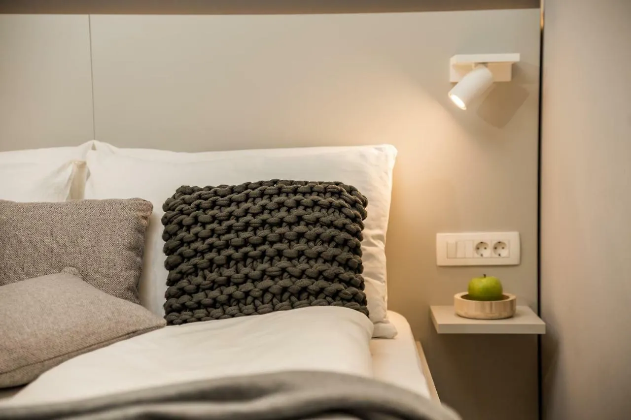 Incenter Apartments Rijeka 0*,  Croatia